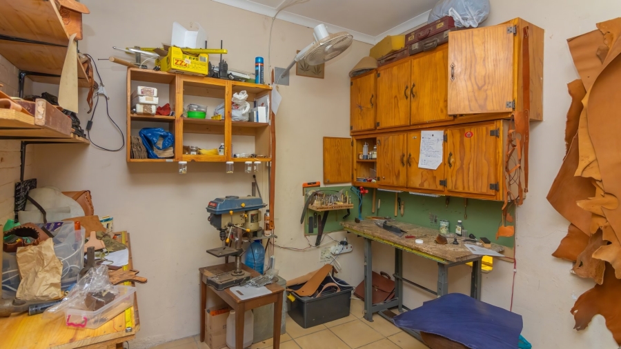 4 Bedroom Property for Sale in Morewag Free State